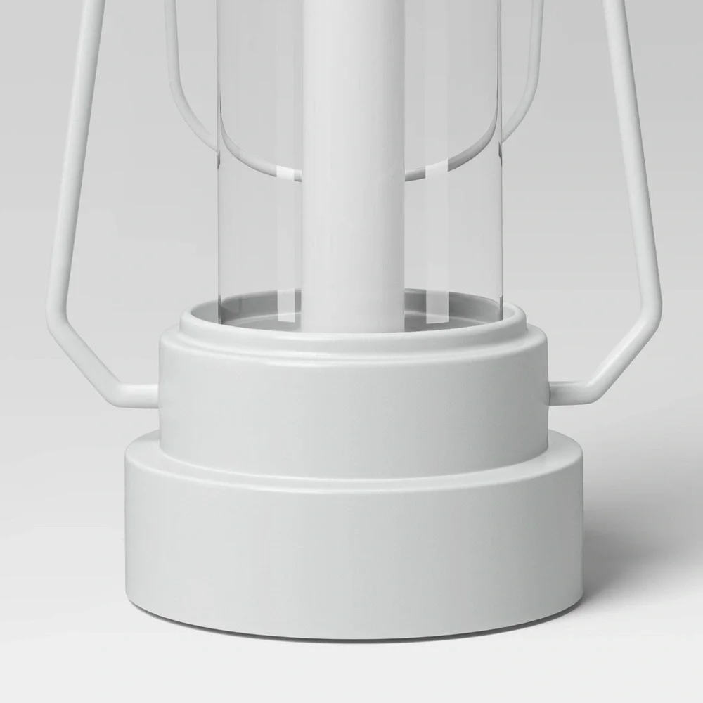 NWT Threshold Metal Classic Battery LED Pillar Candle Outdoor Patio Lantern 11.3